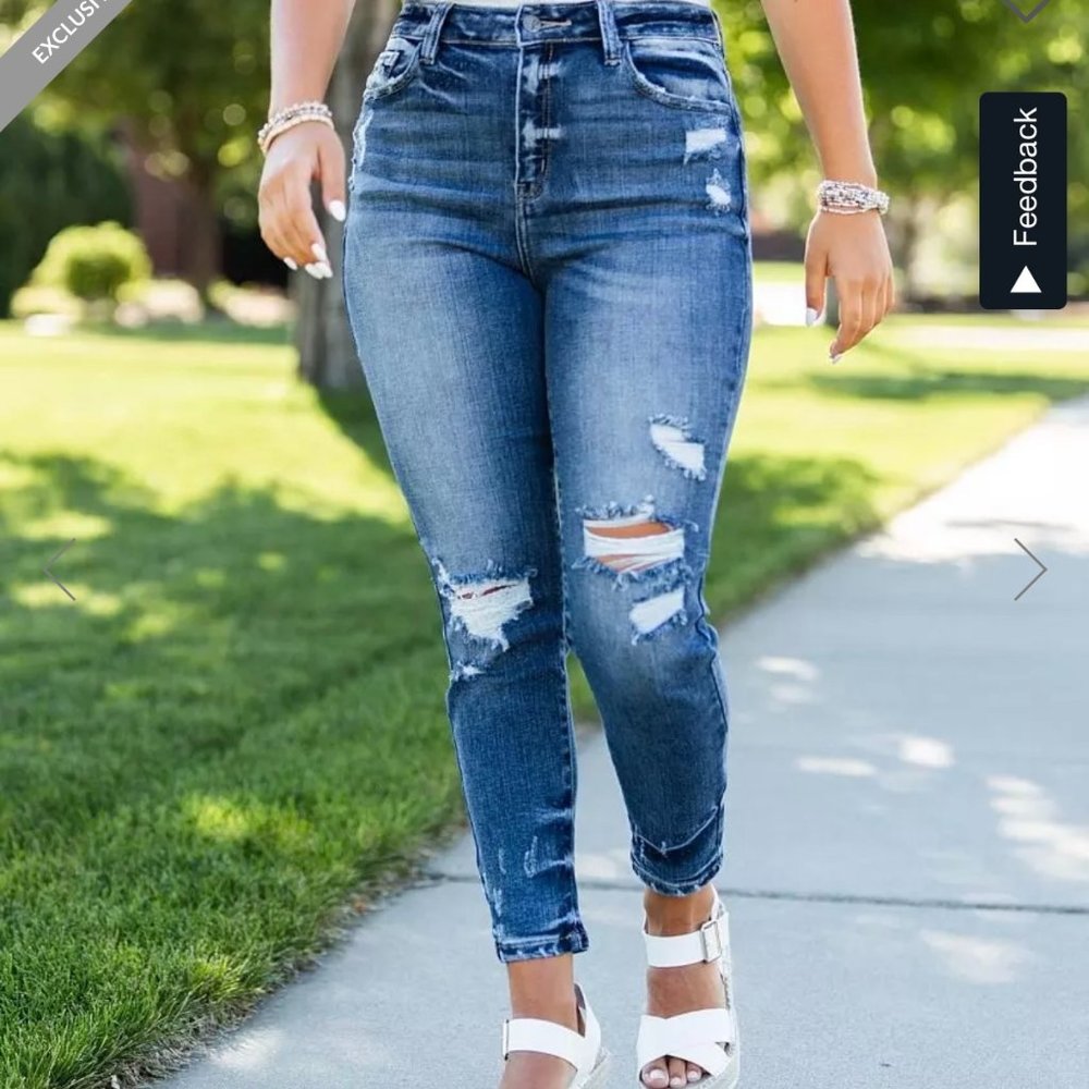 VBK1609AA Kancan Signature Kurvy Ultra High Rise Ankle Jean in Nova Size 26R